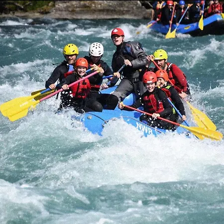 Waterfall Retreat بيت للعطل