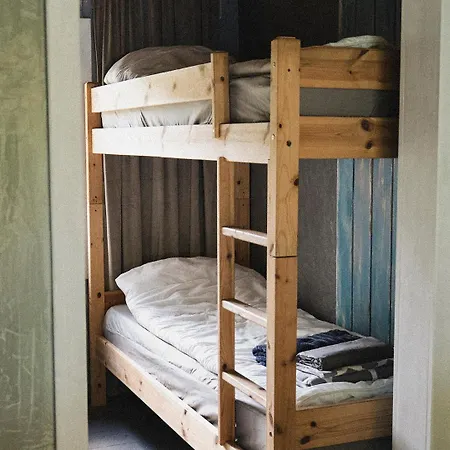 Waterfall Retreat Sel